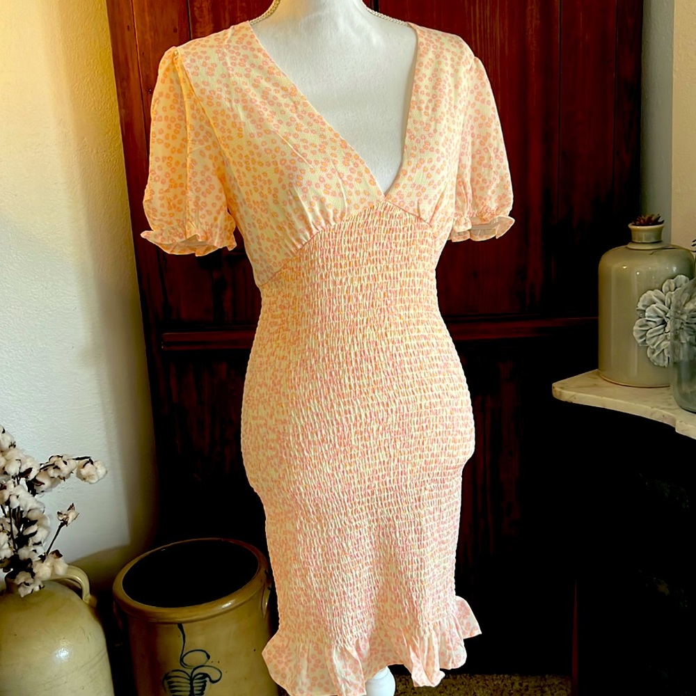 NWT Short sleeve mini dress